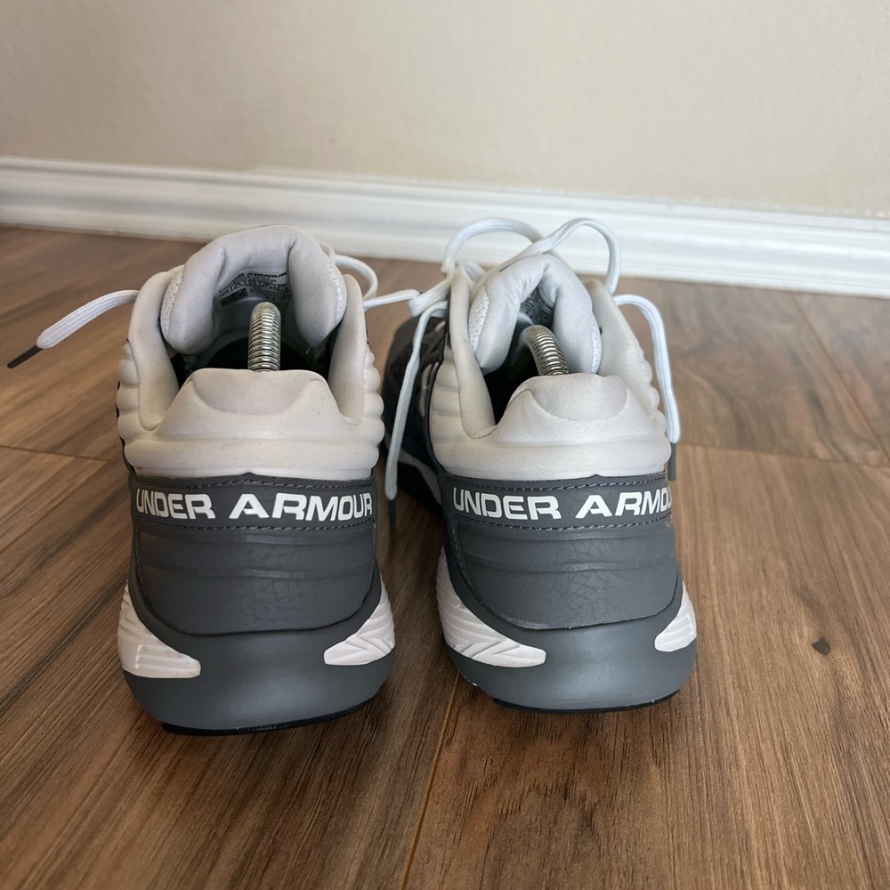 Under Armour Trainer - Picture 4 of 6